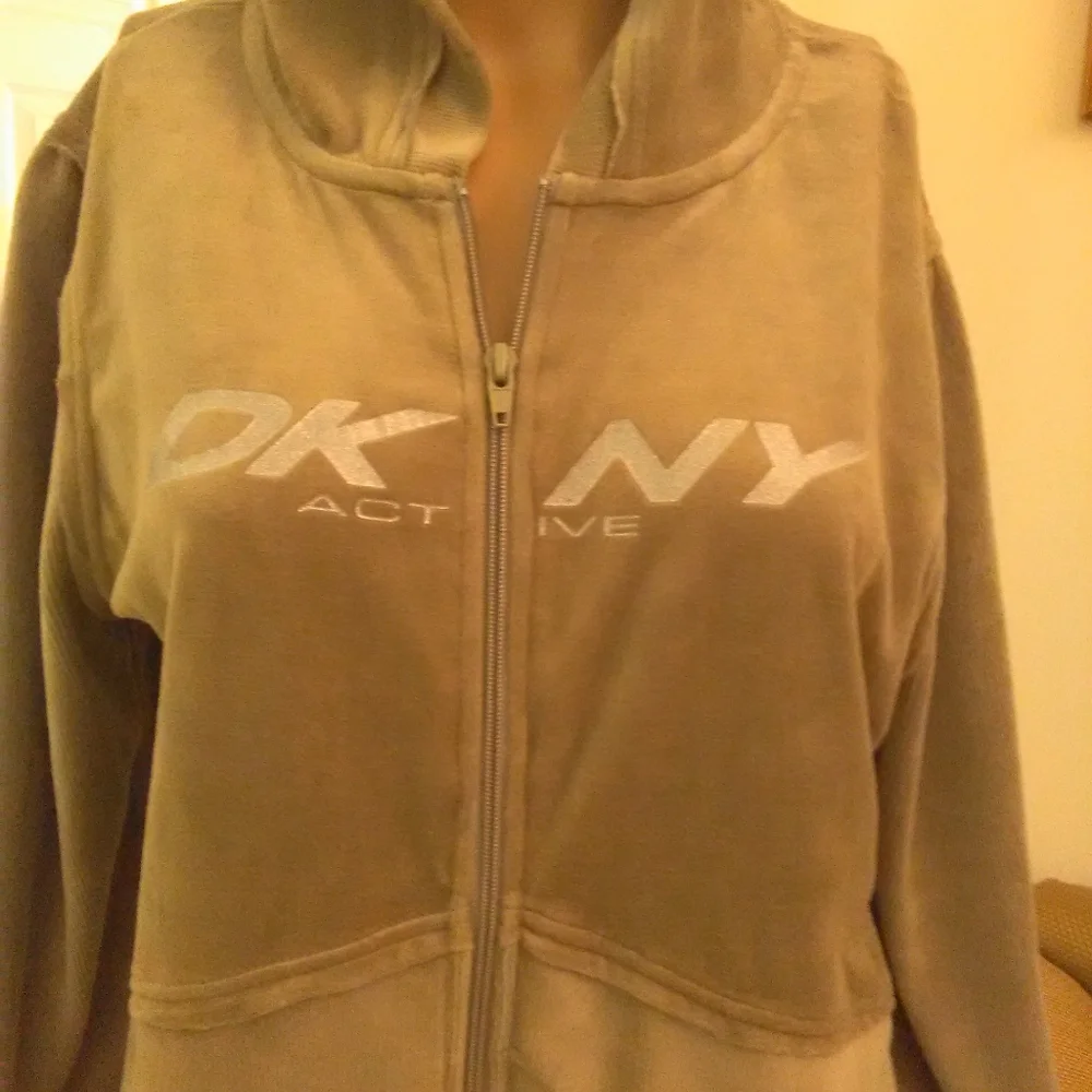 VINTAGE DKNY ACTIVE GREEN VELOUR TRACKSUIT 2 PC PANT SET W/ HOODY Sz. XL MINT - Picture 8 of 8